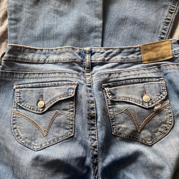 Vanity - Distressed Wide Leg Jeans - Picture 7 of 7